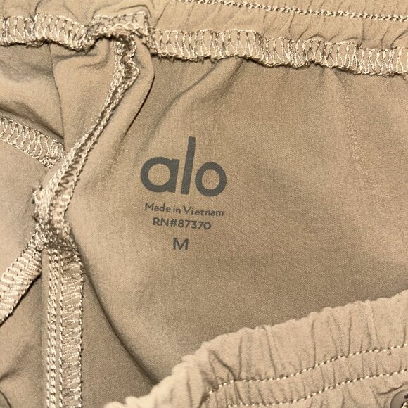 Alo Yoga Tan Cargo Pants, Men's Medium - Picture 4 of 6